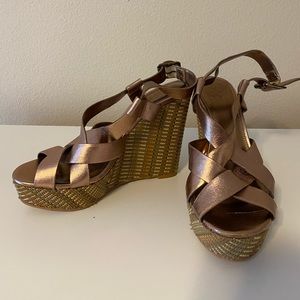 Bronze wedge
